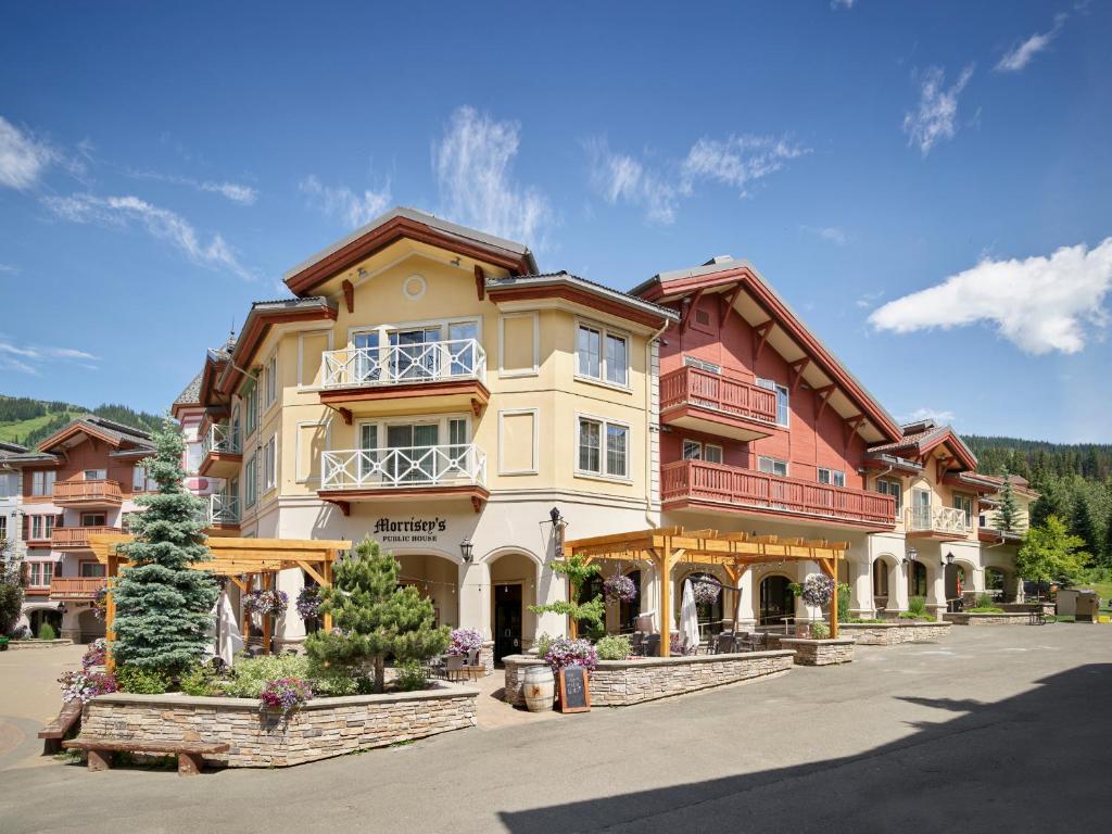 Residences at the Sun Peaks Grand 