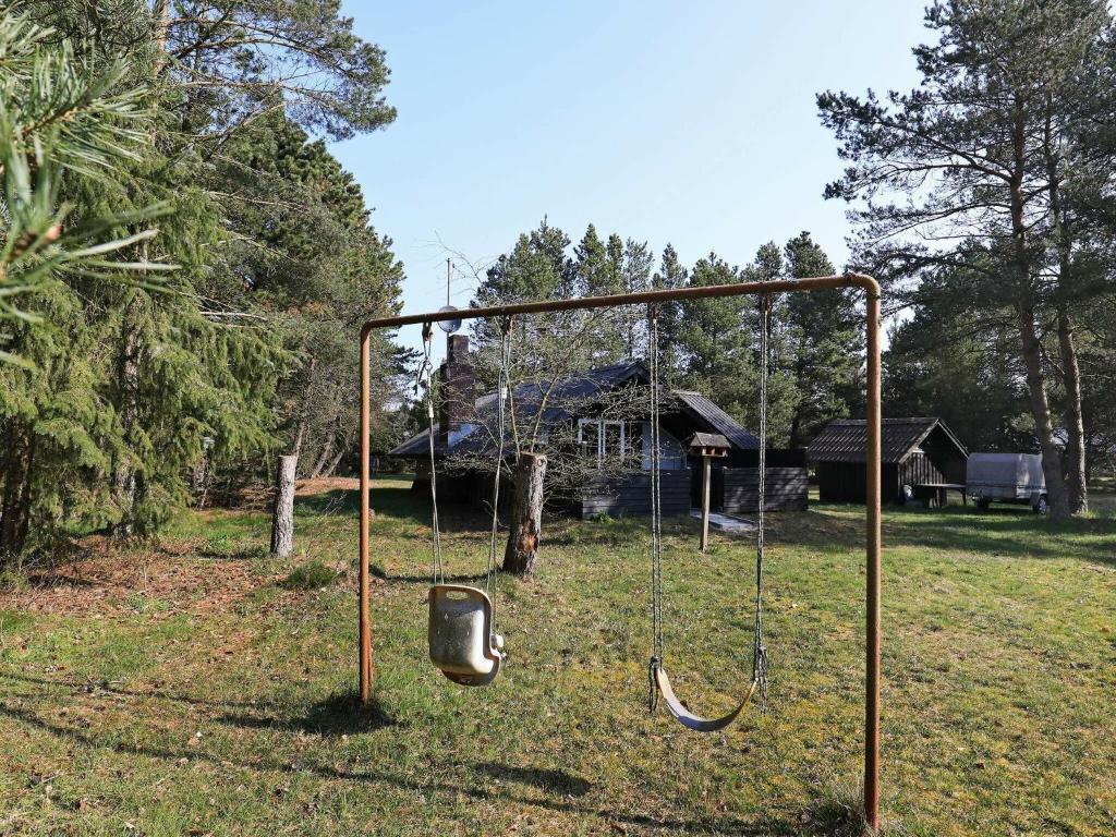 Zahrada ubytování 4 person holiday home in Oksbøl-By Traum