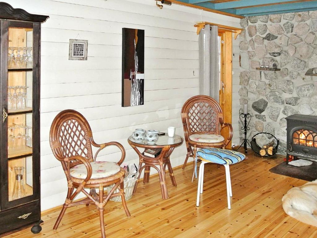 Posezení v ubytování 11 person holiday home in Edland