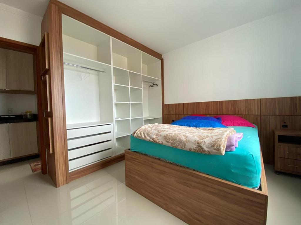  Apartamento na Praia de Palmas Residencial Solar Tabita