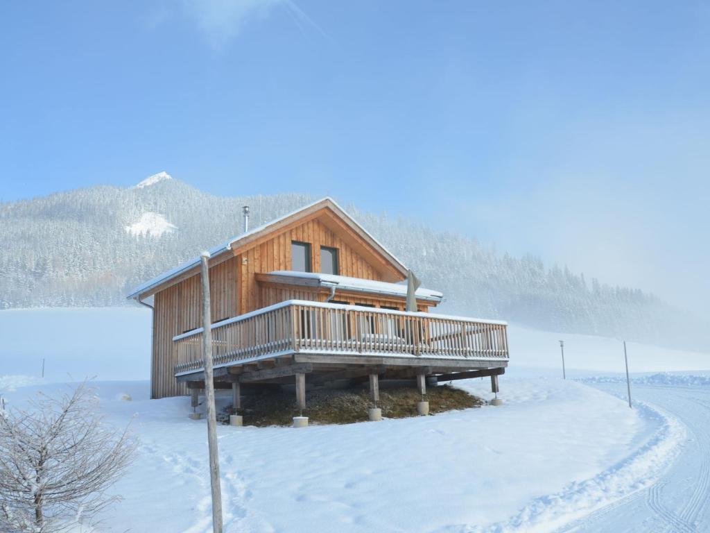 Fotografia z galérie ubytovania Wooden chalet in Hohentauern with sauna v destinácii Hohentauern