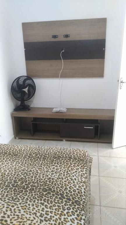  Casa em condomínio localizada em Itanhaém