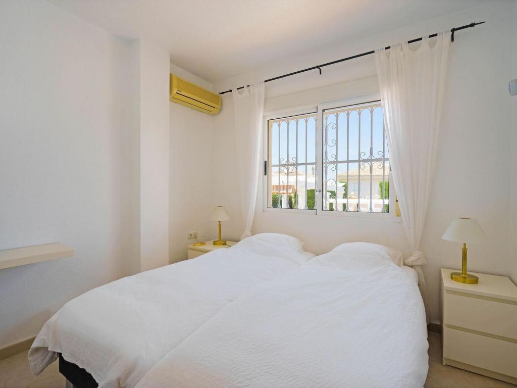 Modern Villa in Benijofar with Private Pool, Benijófar ...