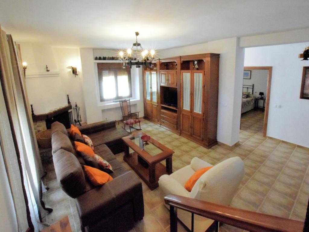 TV a/nebo společenská místnost v ubytování Nice Holiday home in Andalusia with pool