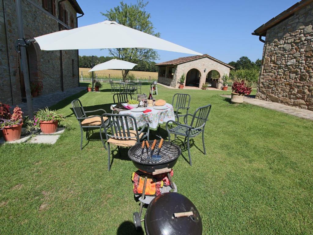 Vonkajšia záhrada v ubytovaní Elegant Apartment Retreat in Todi