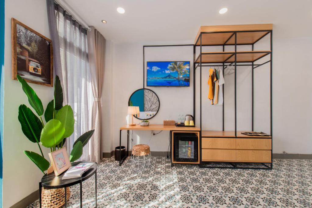 TV a/nebo společenská místnost v ubytování Shoho Hotel Nha Trang