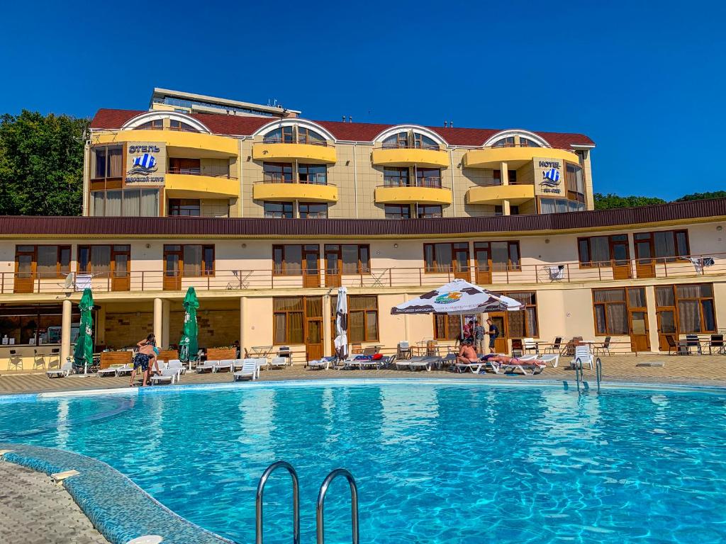 Calipso yt,eu. Небуг ул набережная 15. Туапсе небуг. Отель морской клуб небуг. Небуг калипсо небуг.