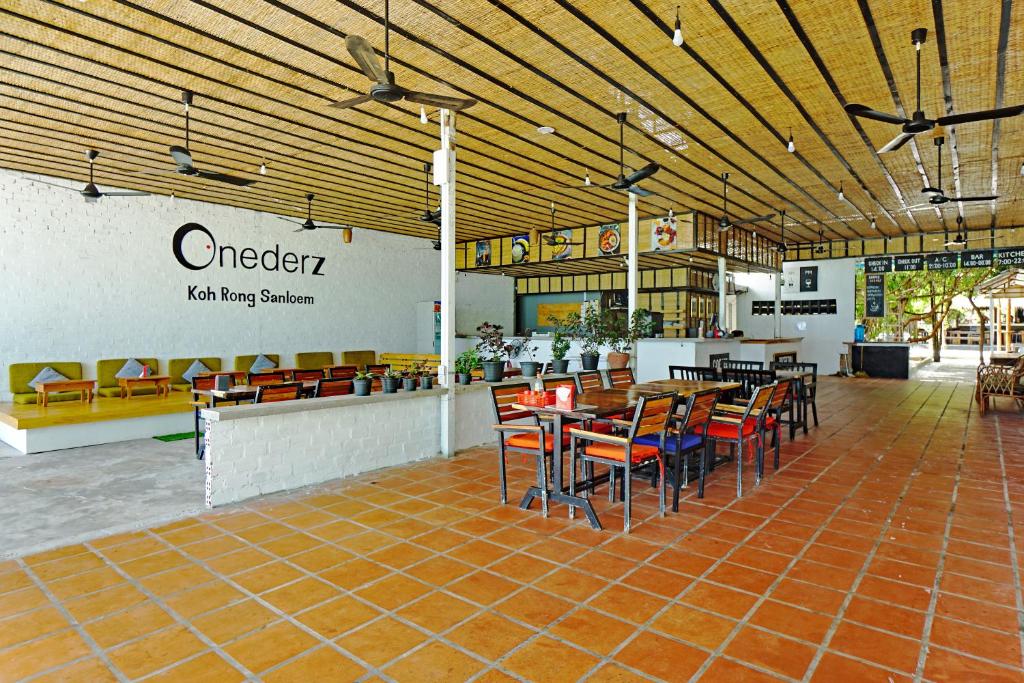 Restaurace v ubytování Onederz Koh Rong Sanloem