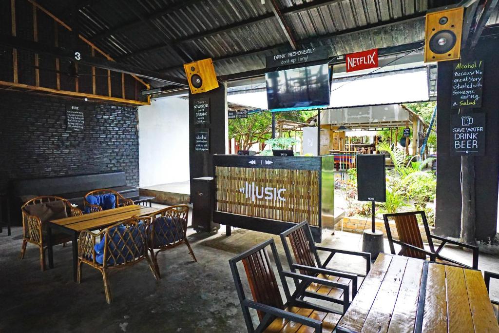 Posezení v ubytování Onederz Koh Rong Sanloem
