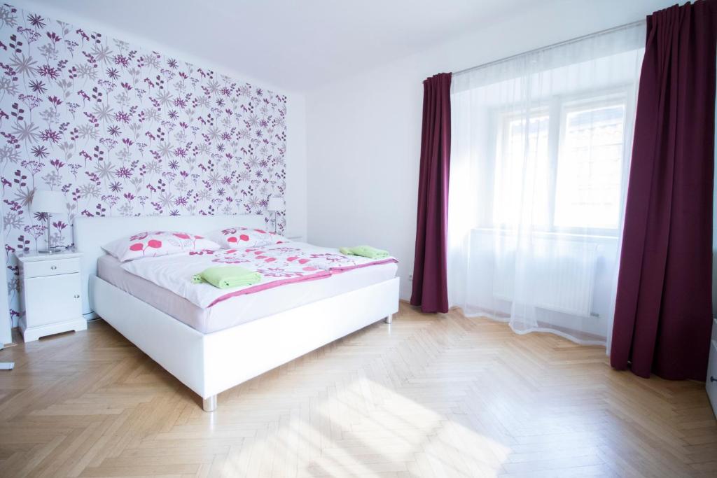 Apartments Old Town Square 27