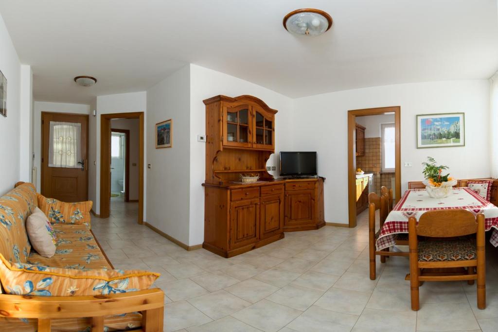 Telewizja i/lub zestaw kina domowego w obiekcie Residence Villa Boschetto