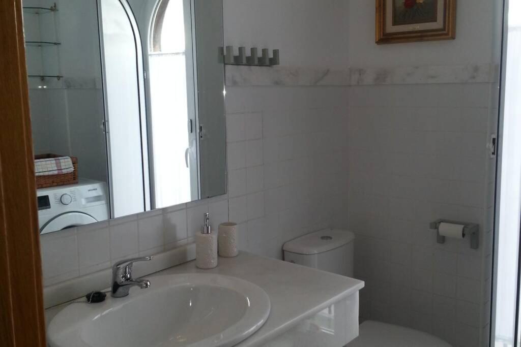 Apartamento clásico, cerca a Jardines de Murillo - Appartement D'une Chambre