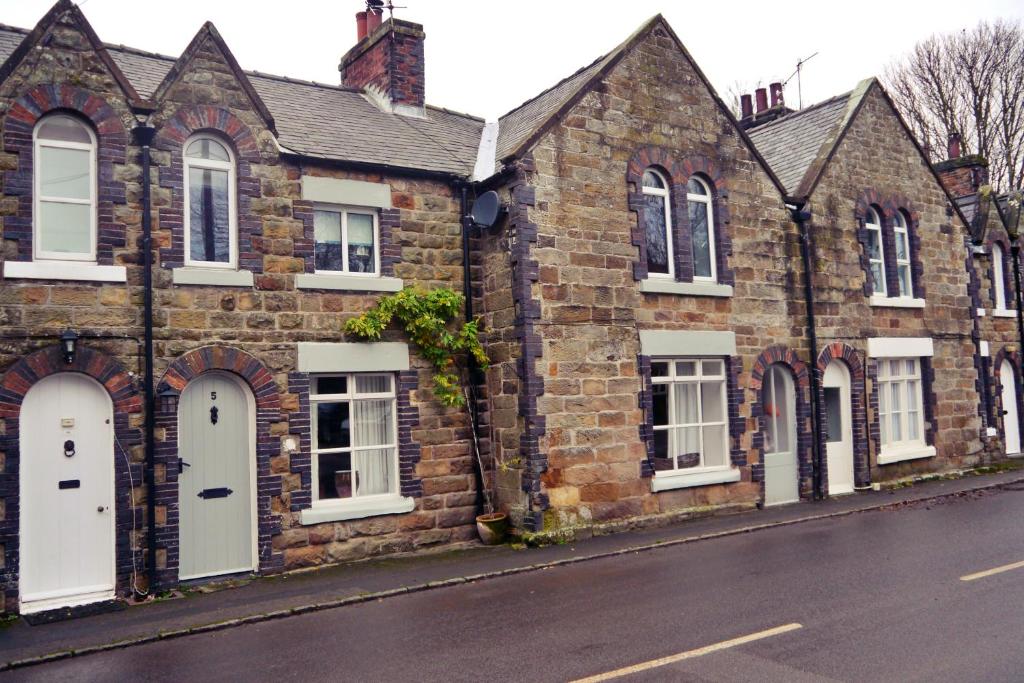 The building in which the holiday home is located