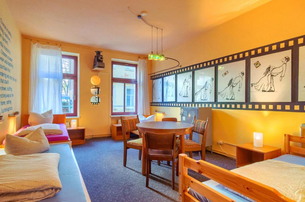 Posezení v ubytování Hostel Lollis Homestay Dresden