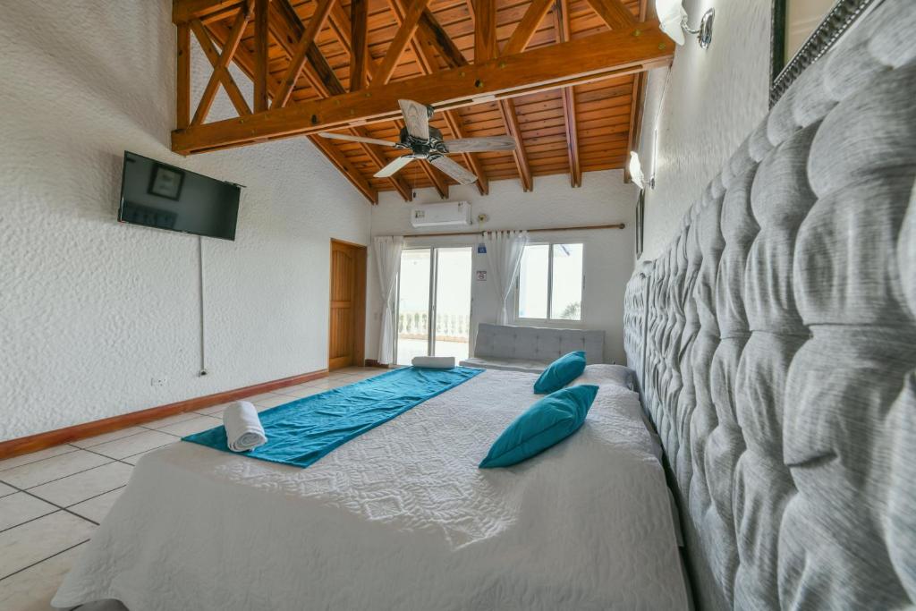 Postel nebo postele na pokoji v ubytování APARTAMENTOS TT9