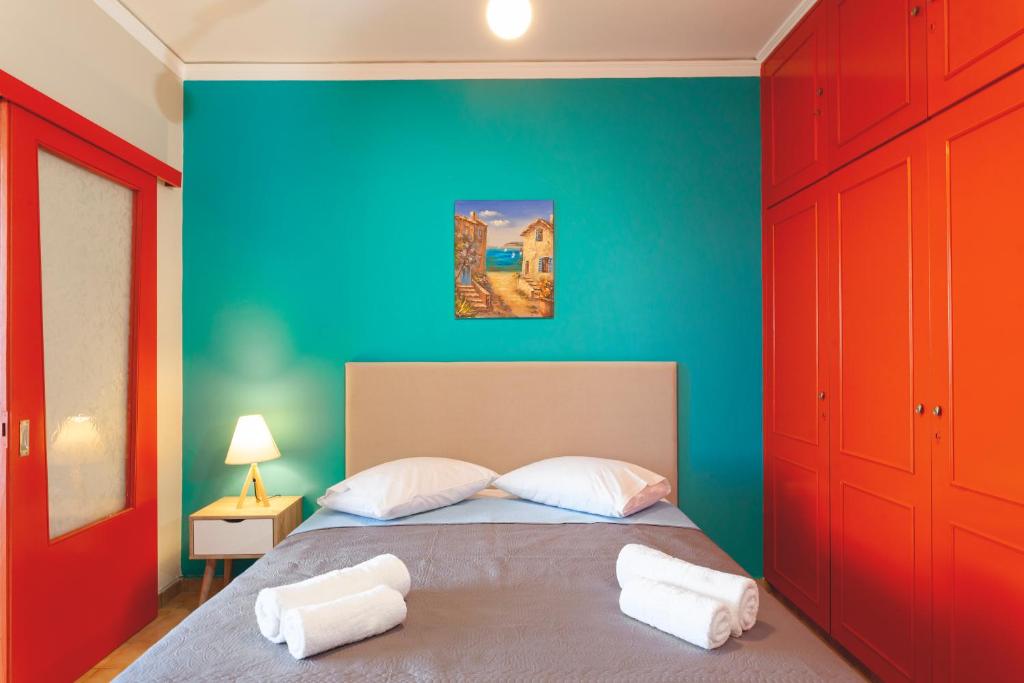 Posteľ alebo postele v izbe v ubytovaní CHAMBRE ORANGE