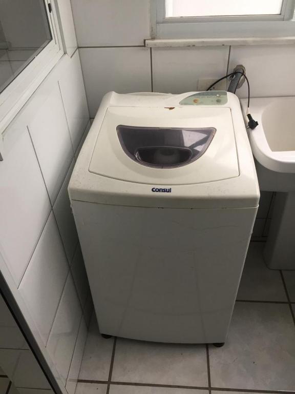  Apartamento com piscina a 20 metros do mar