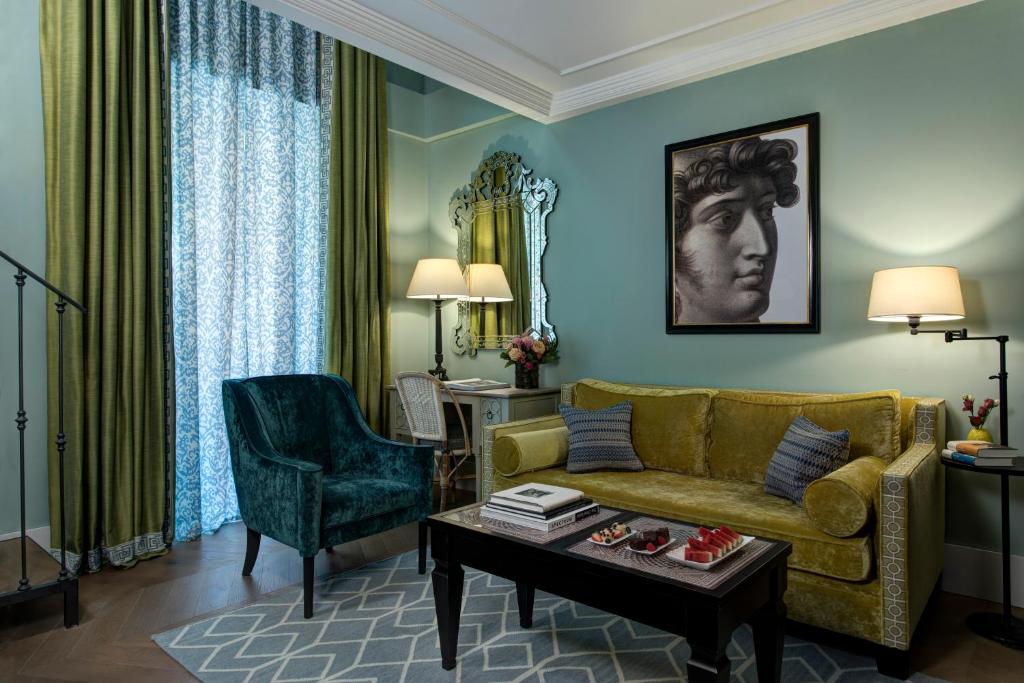 Rocco Forte Hotel De La Ville - Resim 16