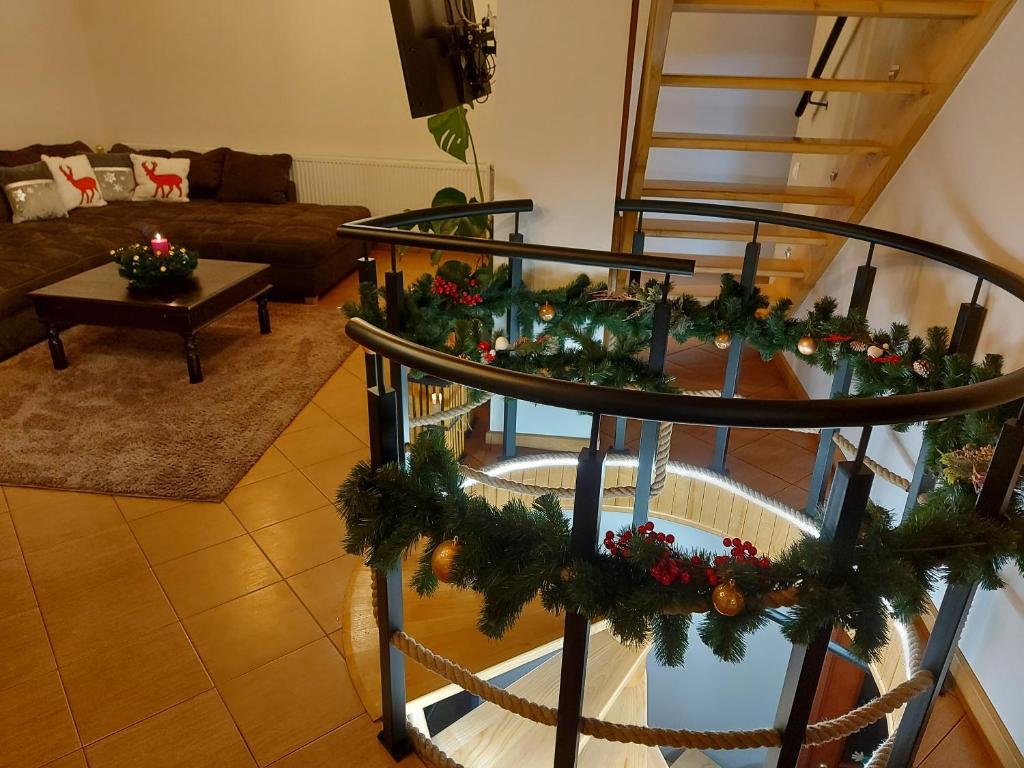 Fotografia z galérie ubytovania Willa Sulimówka - Noclegi Zakliczyn dom basen bania sauna SPA v destinácii Zakliczyn