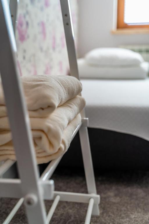 Posteľ alebo postele v izbe v ubytovaní Willa Sulimówka - Noclegi Zakliczyn dom basen bania sauna SPA
