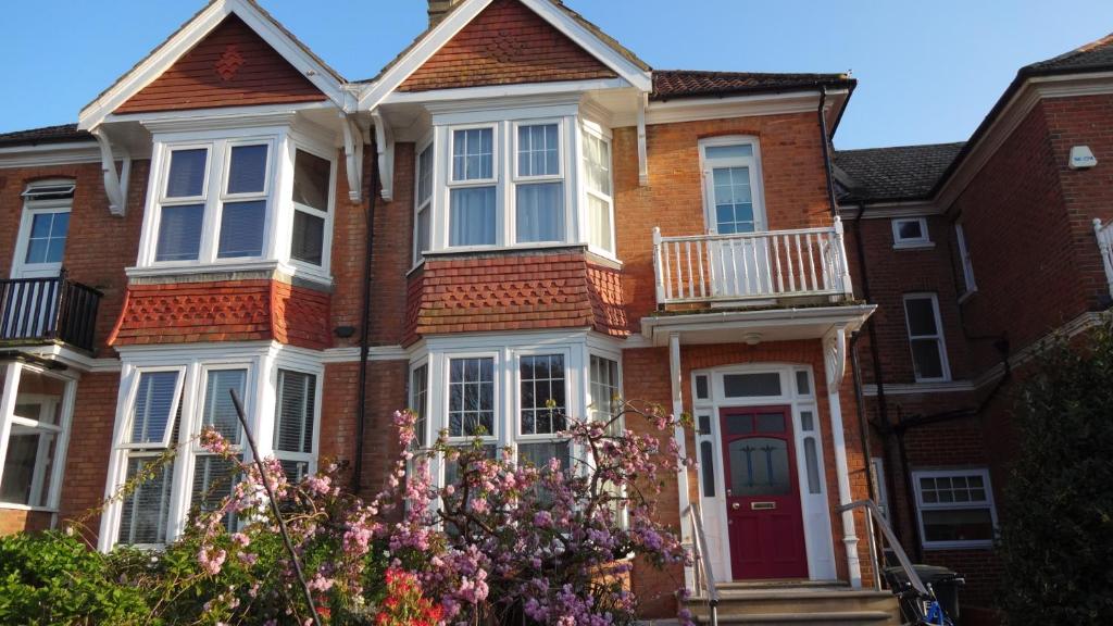 Foto dalla galleria di Gorgeous 4-Bed House in Bexhill-on-Sea sea views a Bexhill