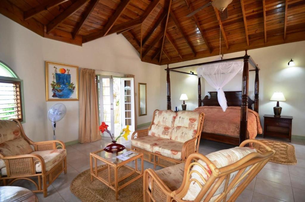 Posezení v ubytování Pimento Lodge Resort