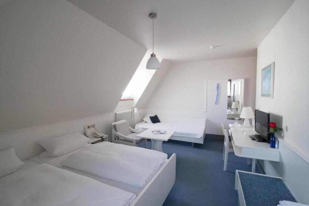 Hotel Krone Straßdorf - Dreibettzimmer
