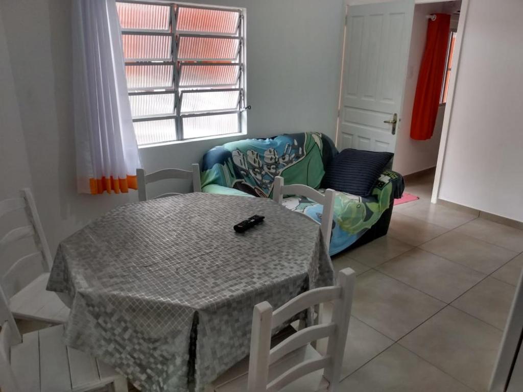  Apartamento com 2 Dormitórios Ataíde's