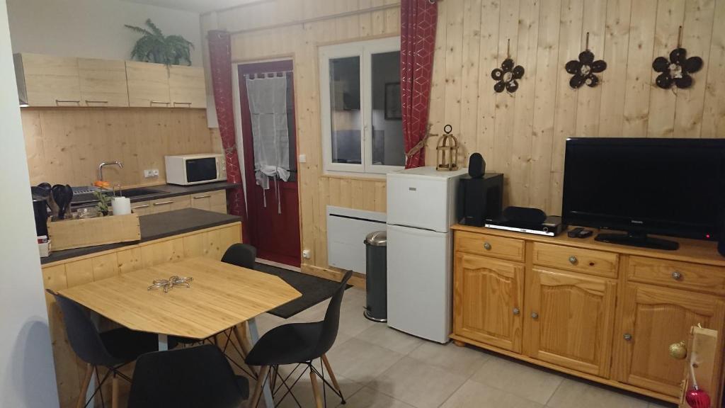 Gîte tout confort 4 personnes - Casa De Vacaciones