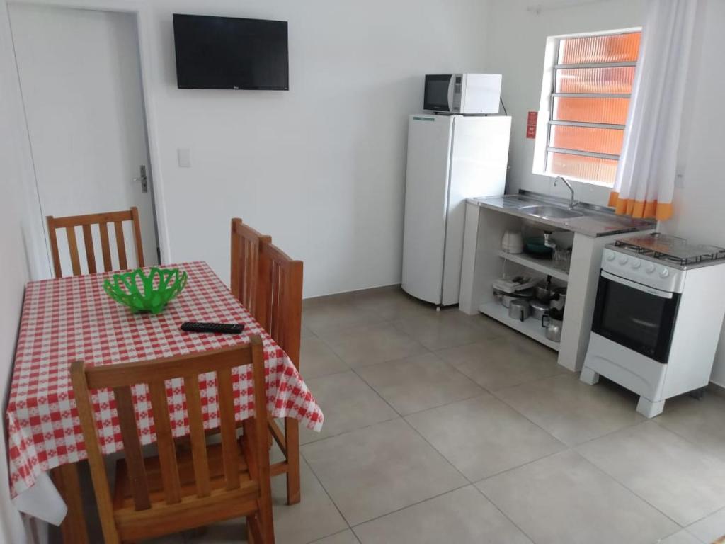  Apartamento com 2 Dormitórios Ataíde's