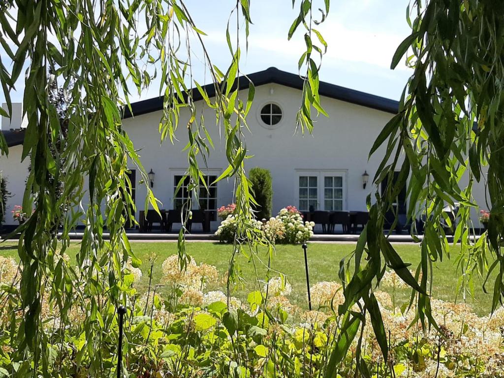Van Doremaele Luxury Guesthouse - Three-Bedroom Apartment