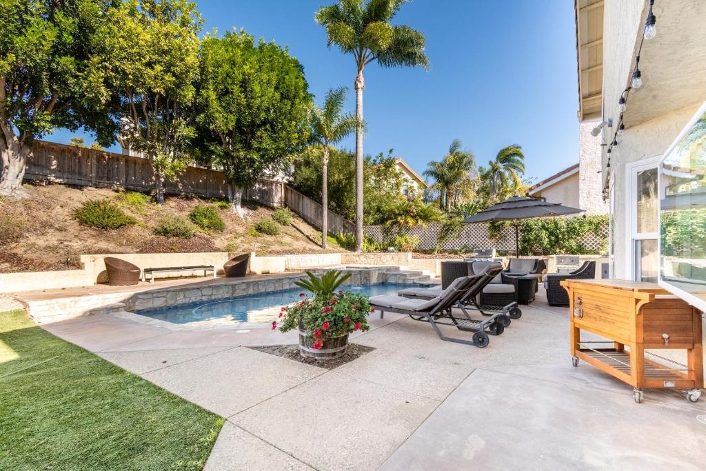 Luxurious home only 1 mile from Del Mar Beach home