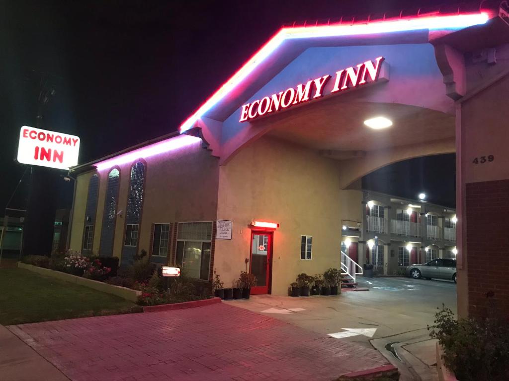 a konymonimonmonimonimonimonimonimonimonimonimonimonimonimonimonimonimonionimonimonionimo di Economy Inn LAX Inglewood a Inglewood