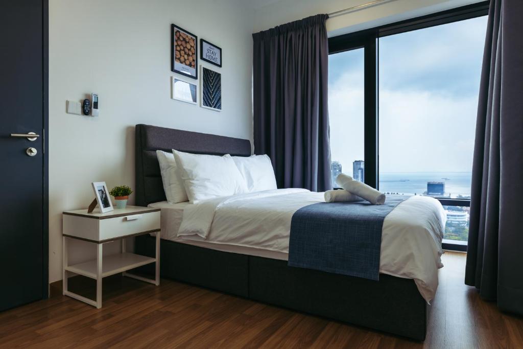 Tropicana 218 Macalister by Simply Penang - Three-Bedroom Apartment