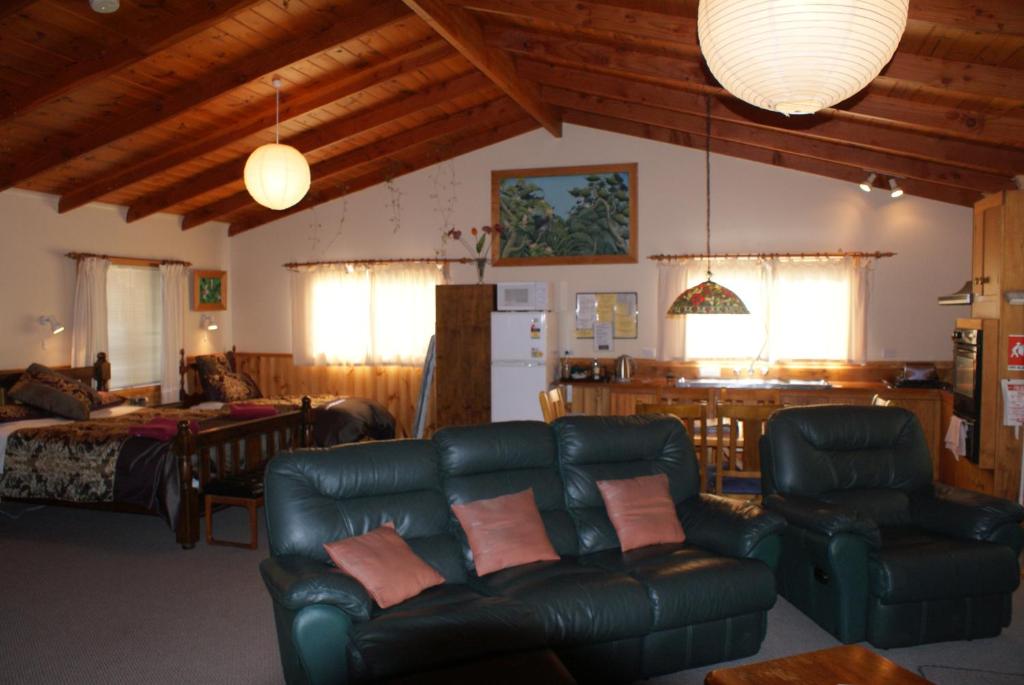 Posezení v ubytování AAA Granary Accommodation