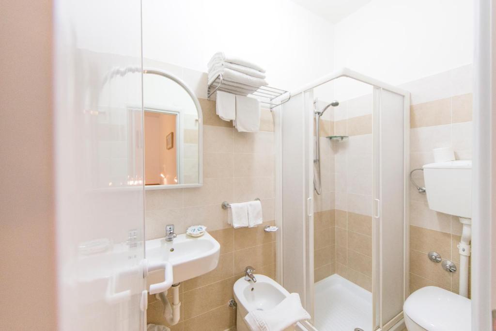 Koupelna v ubytování Ciccio Hotel