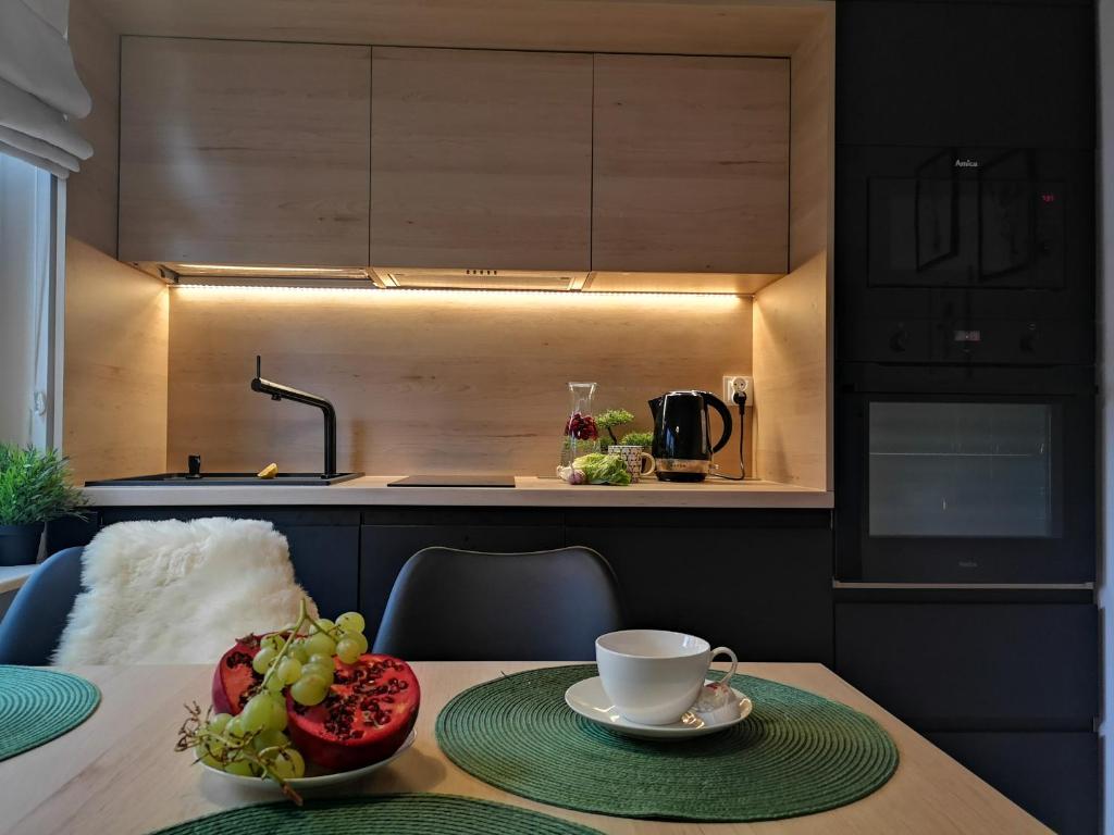 Príslušenstvo na prípravu kávy alebo čaju v ubytovaní Apartament Liliowa Przełęcz