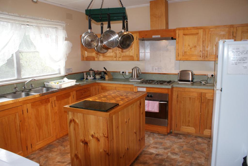 Kuchyň nebo kuchyňský kout v ubytování AAA Granary Accommodation
