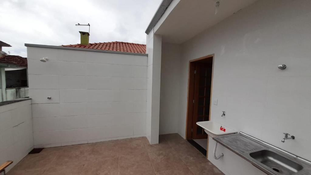  Apartamento duplex novo no Perequê Açu - de frente ao mar