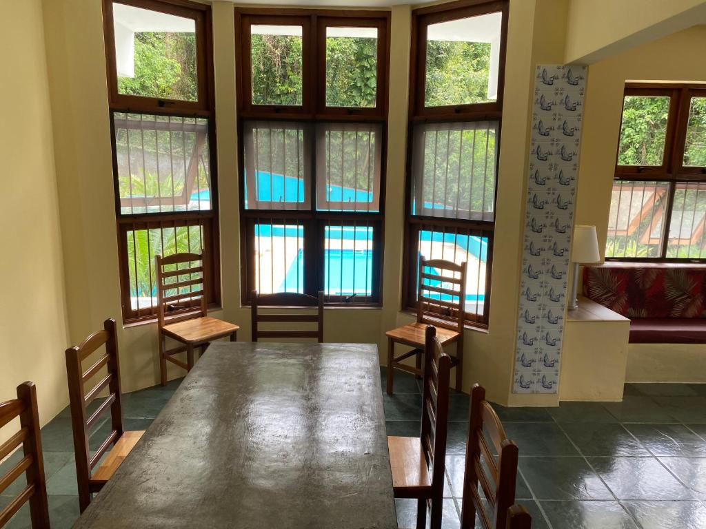 Ilhabela Casa com Piscina  Ilhabela Casa com Piscina