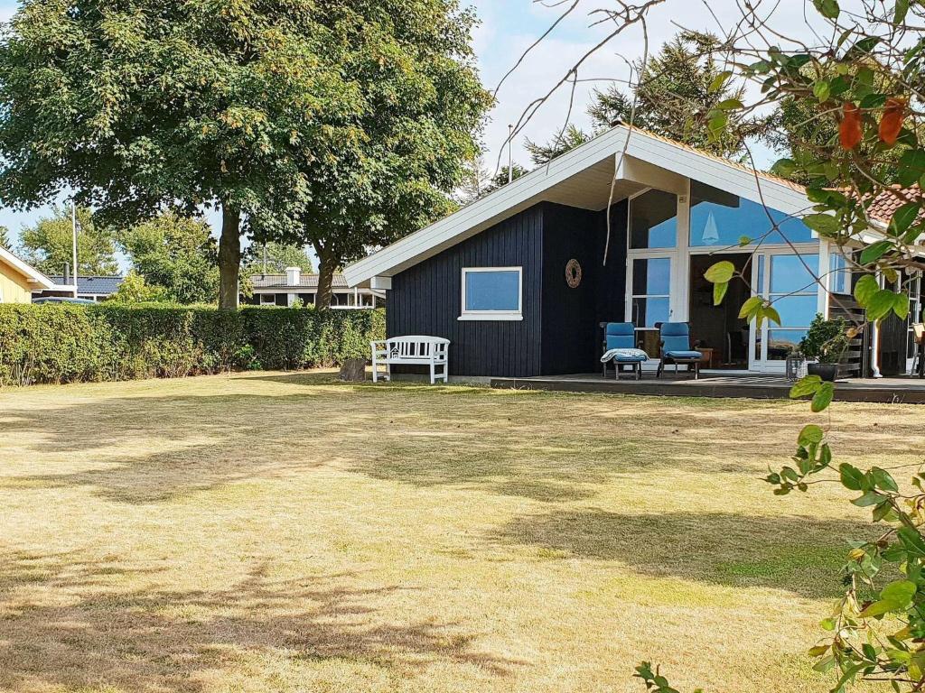 6 person holiday home in Nordborg - Housity