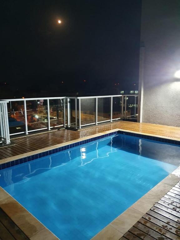  Ubatuba - Apartamento com Churrasqueira e Piscina