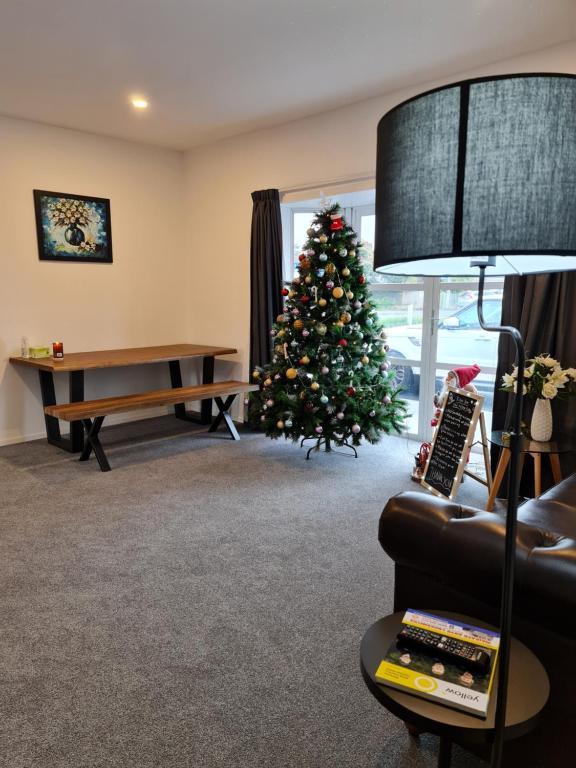 J&L Boarding Holiday House - Resim 35