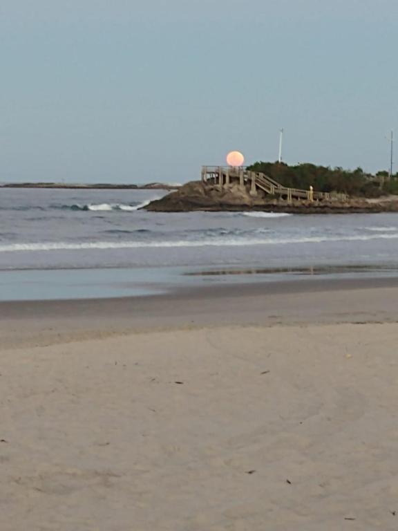  Casa de praia rústica para ficar bem de boa!
