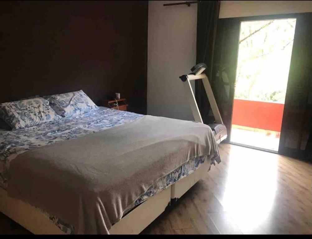  Casa de Campo Cotia SP a 40 minutos Grande São Paulo