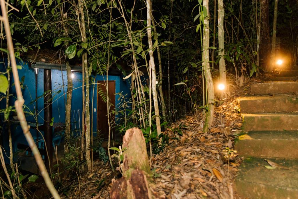 Chalés do Beto em Macacos - Chalet De Una Habitación (azul)