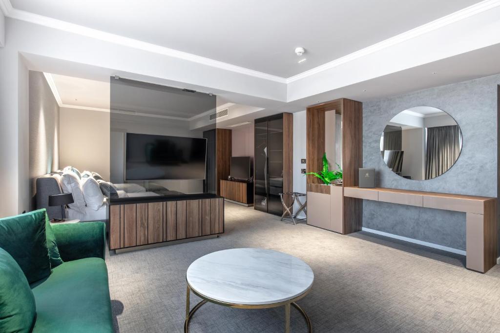 Hotel Kristal Focsani - Apartamento De Una Habitación