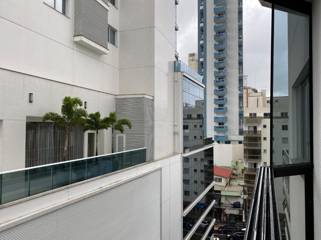  Apt 1 quadra da praia - 3 quartos