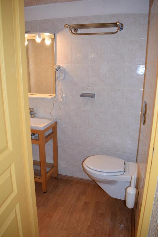Salle de bains dans l'établissement Résidence Bardon-Perry