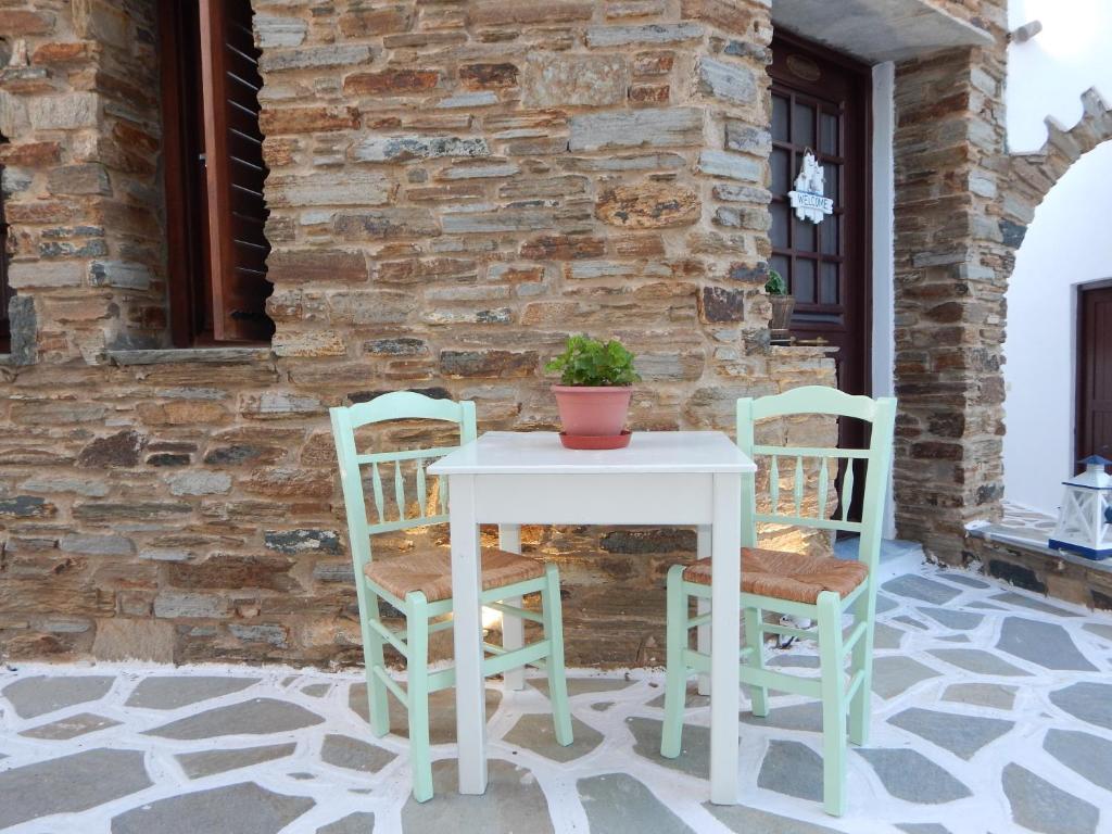 Fotografie z fotogalerie ubytování Classic seaside apartment in Tinos v destinaci Agios Ioannis